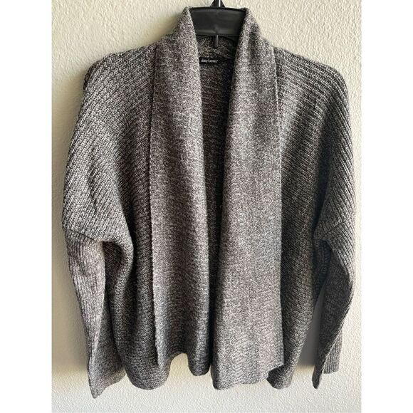 Daisy Fuentes Cardigan Sweater - Picture 1 of 4